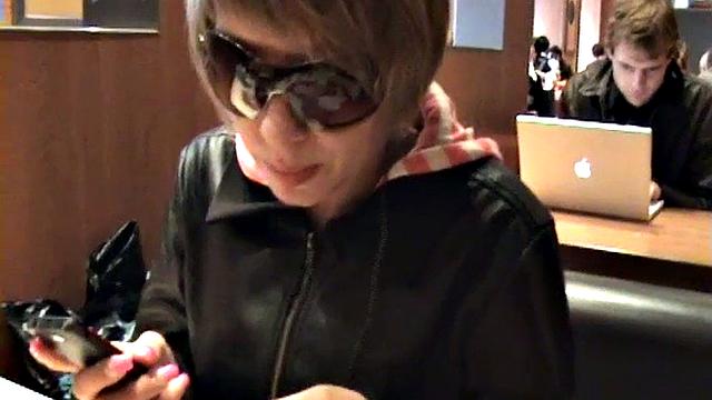 Эстер в сауне: тройничок вместо веников, всё по-взрослому