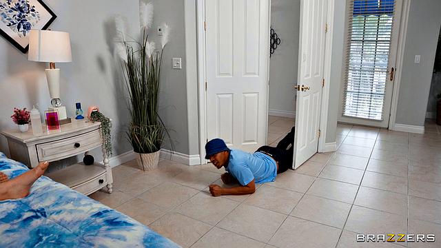 Knob Slobbing The Peeping