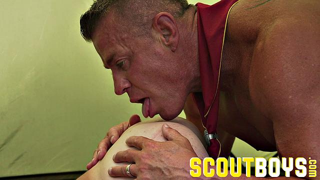 SCOUT ZACK Chapter 3 - Pitch Tent