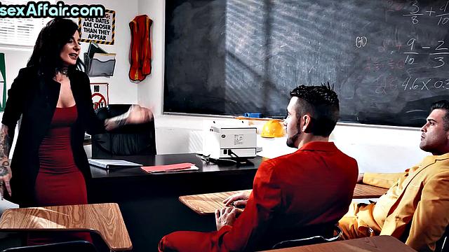 raven не устояла перед дерзким би-троим с опытными мужиками