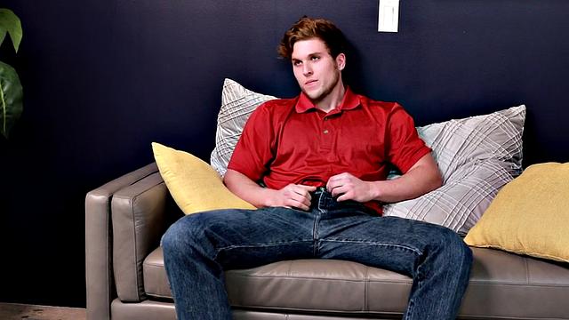 Muscular amateur strokes his dick for cum