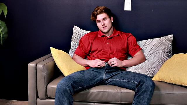 Muscular amateur strokes his dick for cum