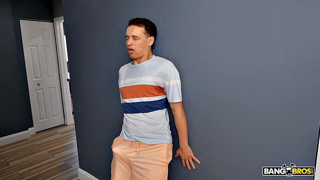 My Roommate C-ASS-IE