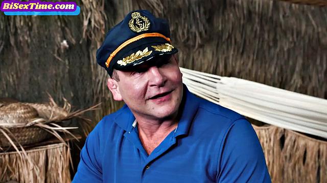 вступай в би-троицу с развратными моряками и единорогом