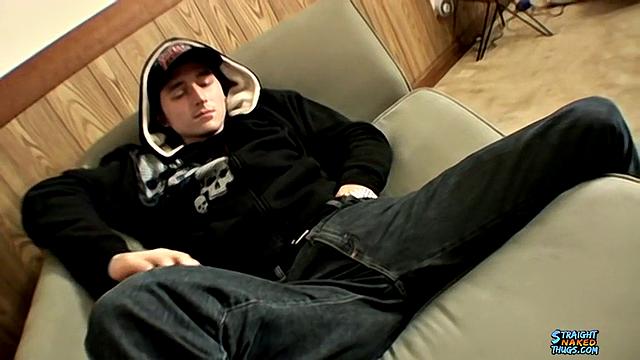 Straight 18 Year Old Skater Jerks Off - Slip