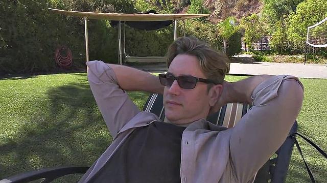 Bikini transsexual brunette bred by bf in outdoor duo