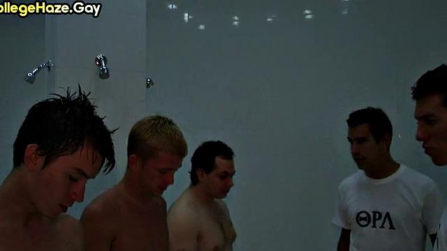 College amateurs go for voyeur frat under shower