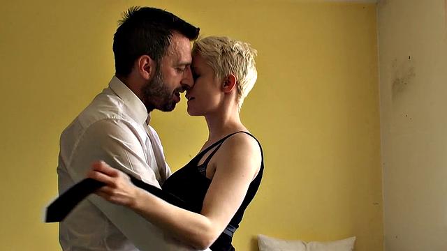 SubSlut Mila Milan: "Take all my holes."