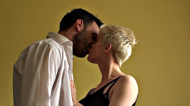 SubSlut Mila Milan: "Take all my holes."