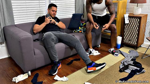 Dallas Teaches His New Roommate About Foot Play - Dallas