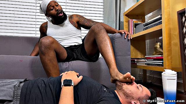 Dallas Teaches His New Roommate About Foot Play - Dallas