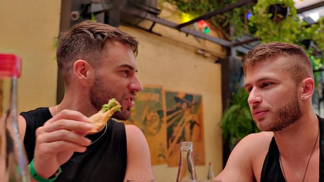 Athletic jocks 3some barebacking and sucking on vacation