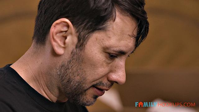 Dysfunctional Family: Episode 18