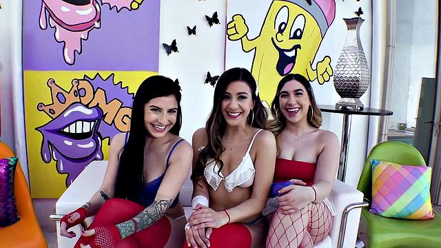 Supreme Dicksucking With Natalie And Lexi