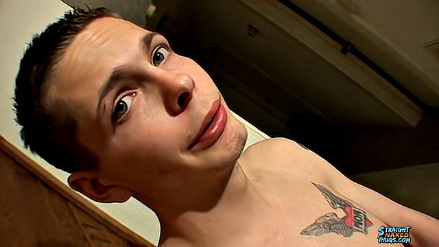 Tattooed, Lean, Young Badboy, Dirty Talk And Cums - Atreyu