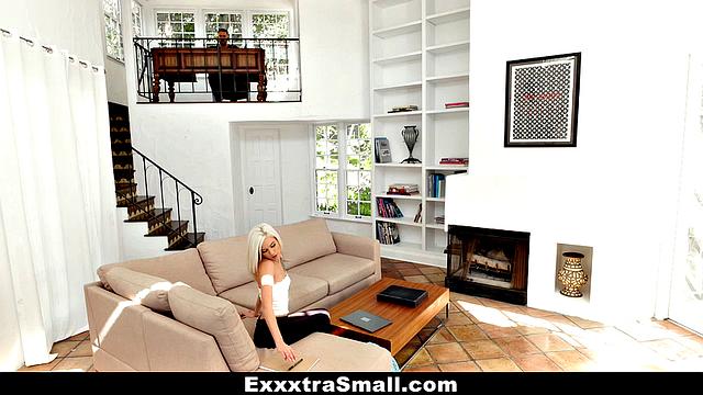 Studious Snatch Bang