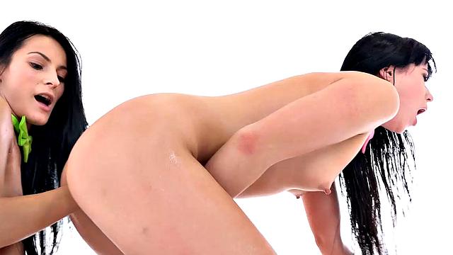 Taissia Shanti & Lexi Dona