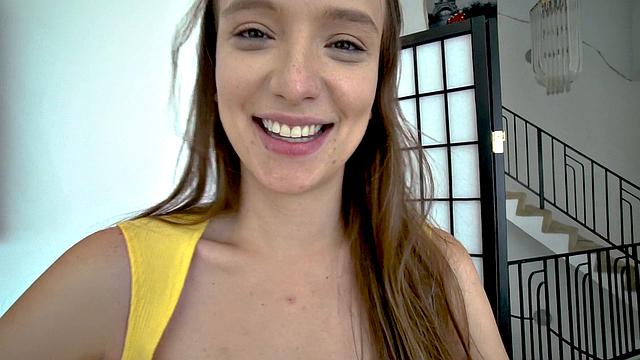 Simon Says Fuck Pussy