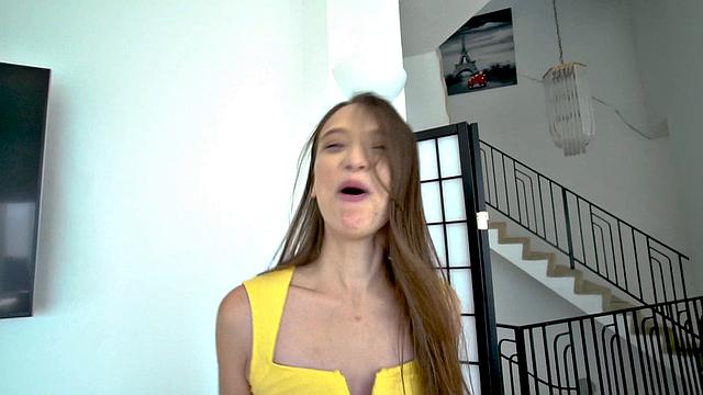 Simon Says Fuck Pussy