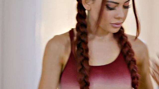 Massaging perverted nympho dykes love making pussies wet