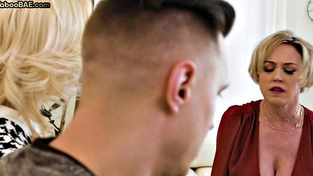 21yo babe and big-titted cougar pussypounded in 3some