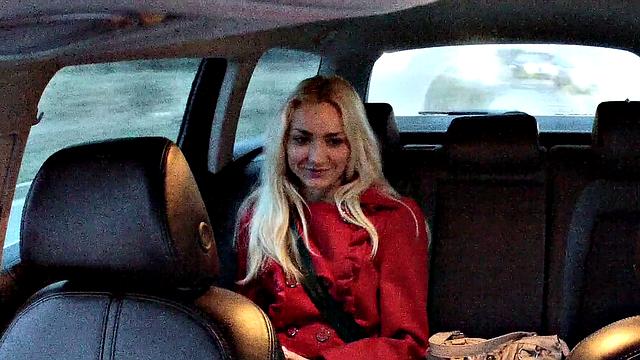 Blonde babe begs for hot cum creampie while getting fucked doggystyle in car