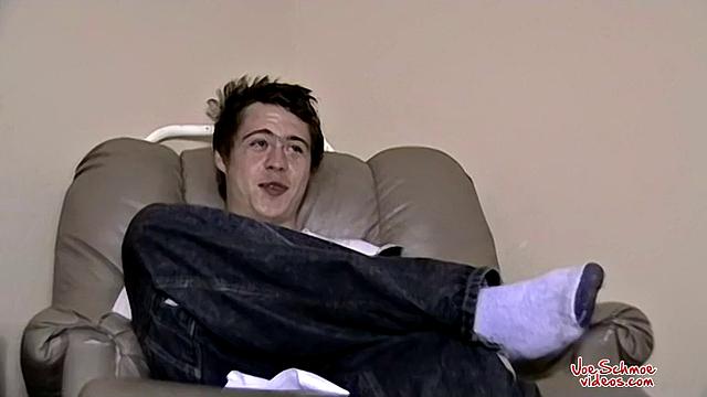Straight Guy Jerking Off - Kevin