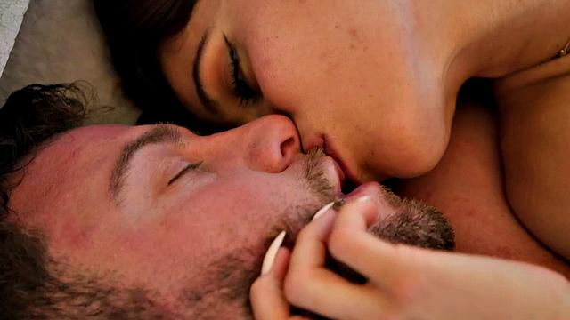 21yo bae fucked by stiff dick in pussy in missionary