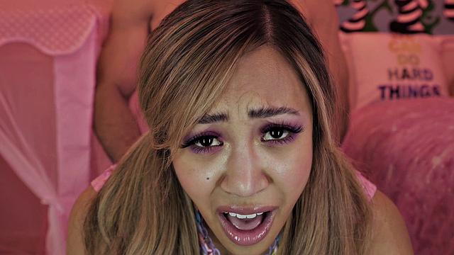 Samantha Makes Kitty Purr