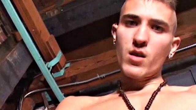 Tyler Ridgestone Masturbates