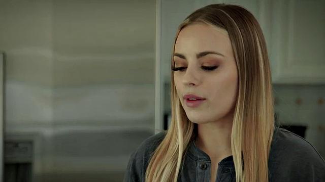 BF nails busty brunette after oral sex in the bedroom