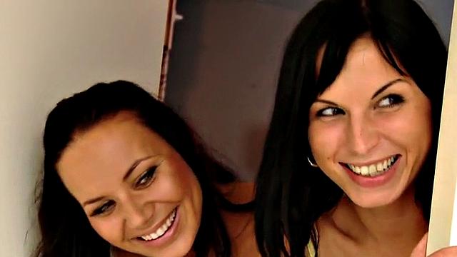 Teen dude doggystyled by femdoms in the bath