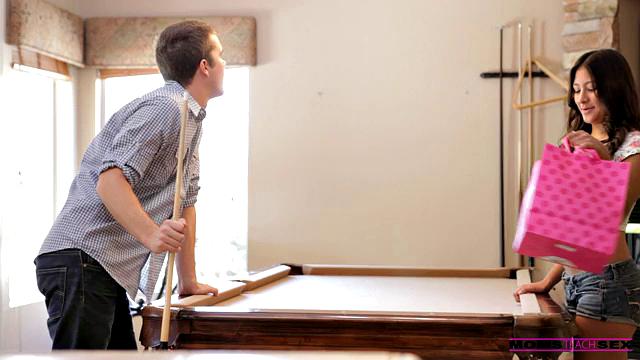 FOLLOW MY FEET - S1:E4