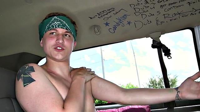 Blindfolded amateur cums on gay in public van outdoor