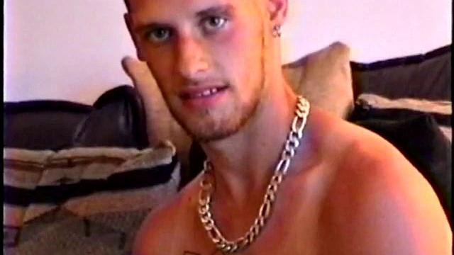 Straight Buzz Gets Blowjob