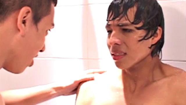 Lonely for companionship, prisoners Raul and Santiago meet in the shower and soon their lust takes over. They could be discovered by the guards at any moment, but the young Latinos don't care.