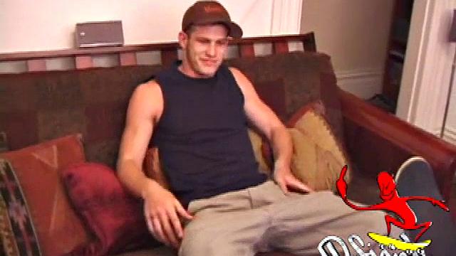 Skater Kyler Beats Off