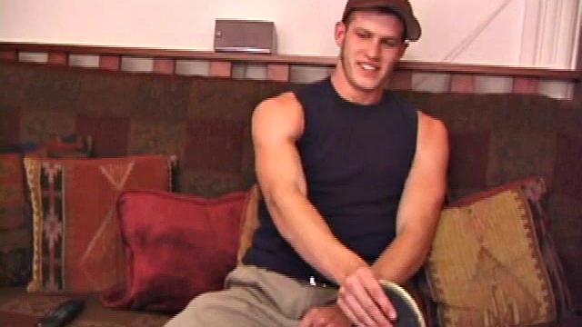 Skater Kyler Beats Off