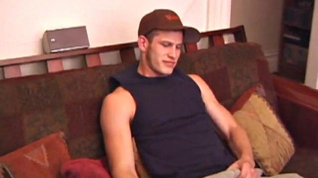 Skater Kyler Beats Off