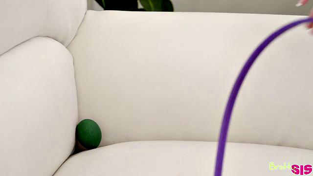 Good Little Bunny - S9:E5