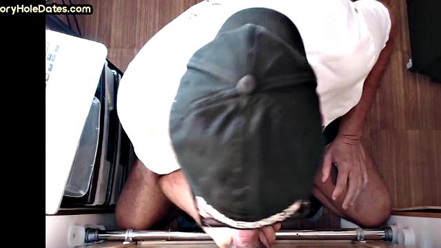 Homemade gloryhole dad sucks penis till cum in mouth