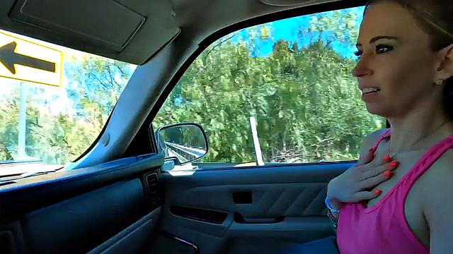 пирсингованная падчерица сосет и трахается в pov