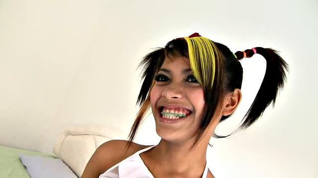 Sarika Asian Girls Wild