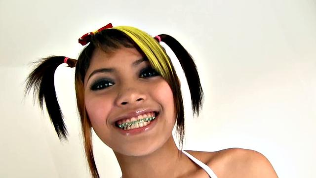 Sarika Asian Girls Wild