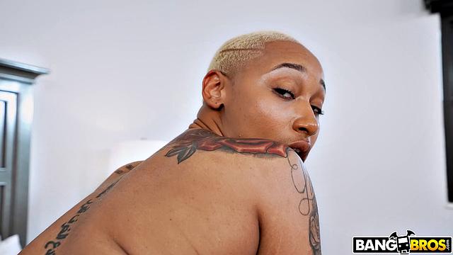 Thick Ass Daphne Loves Her Step Brother's BBC