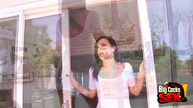 Tori Lux Gets a Taste of a BBC