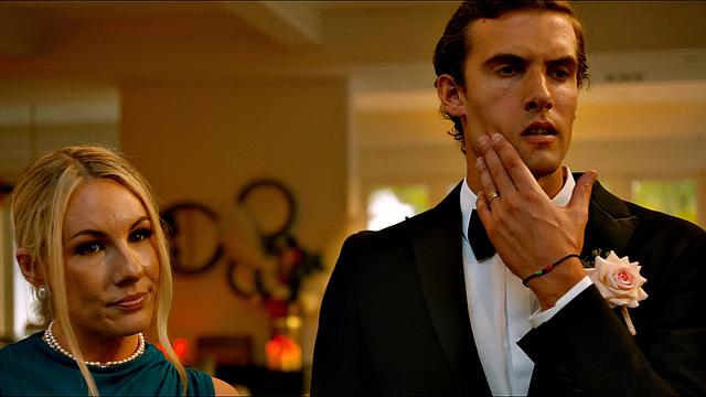 невеста после ночной оргии сосёт стоящему попу перед свадьбой