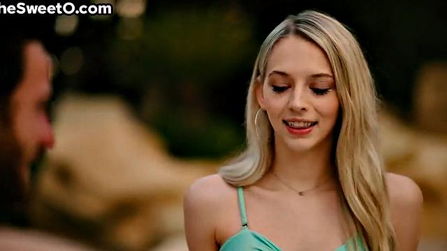 Petite babe pussylicked while sucking cock in 69 pose