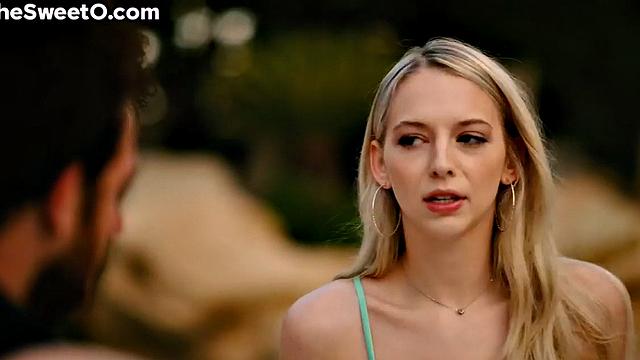 Petite babe pussylicked while sucking cock in 69 pose