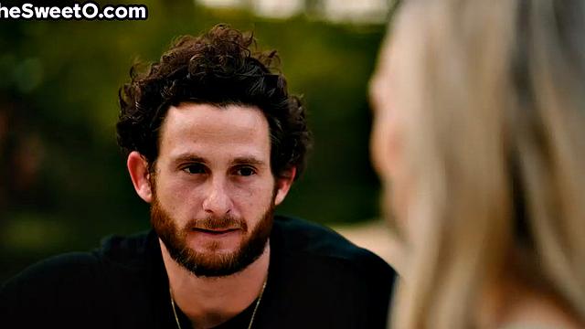 Petite babe pussylicked while sucking cock in 69 pose